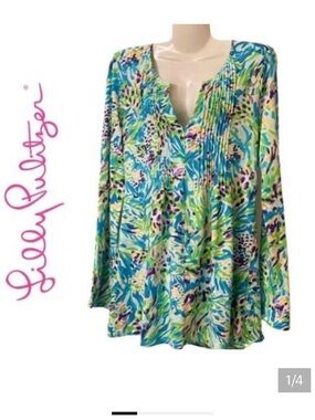 Lilly Pulitzer Sarasota “Sea Soirée” v-neck pintuck tunic  M